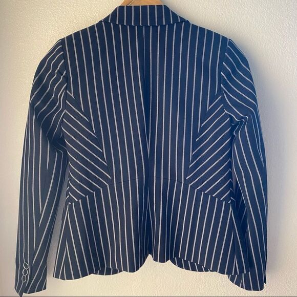 New York & Company | Navy Striped Blazer Jacket, Size 0P - Picture 6 of 9